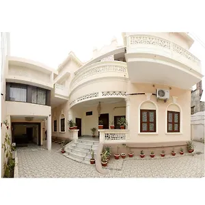 Shree Ganesha Palace Near Kashi Vishwanath Temple *** Варанаси