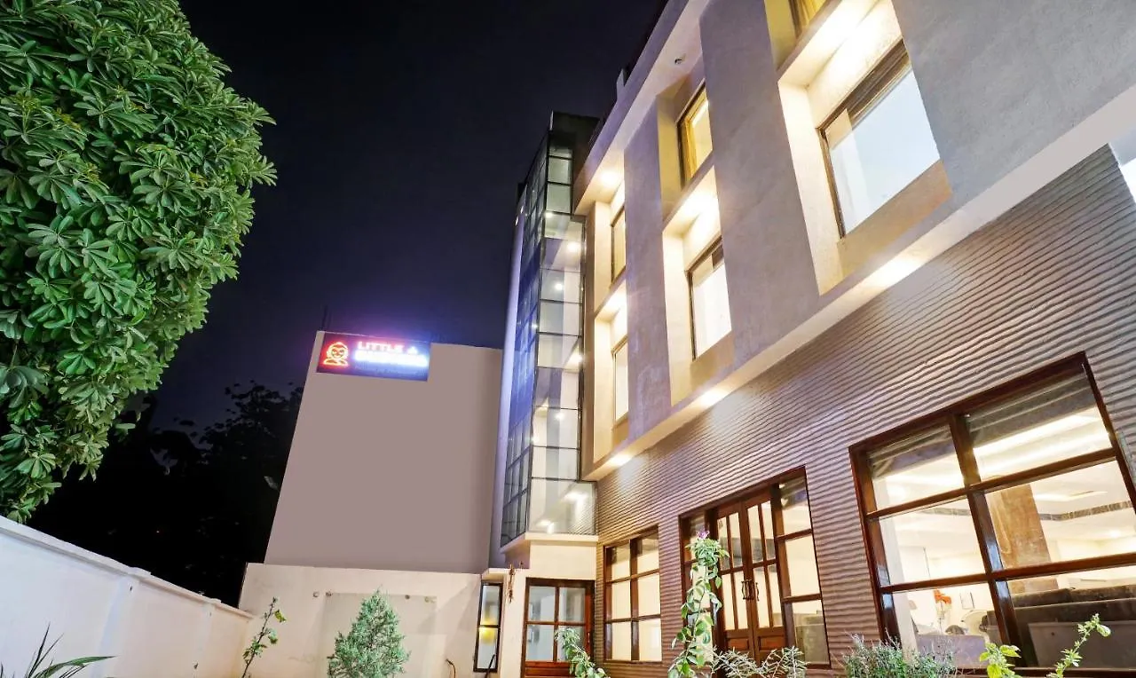 Treebo Little Budhha Varanasi Hotel
